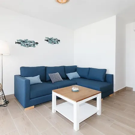 Uhc Dms Family Apartment *