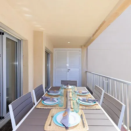 Apartment Uhc Dms Family Cambrils